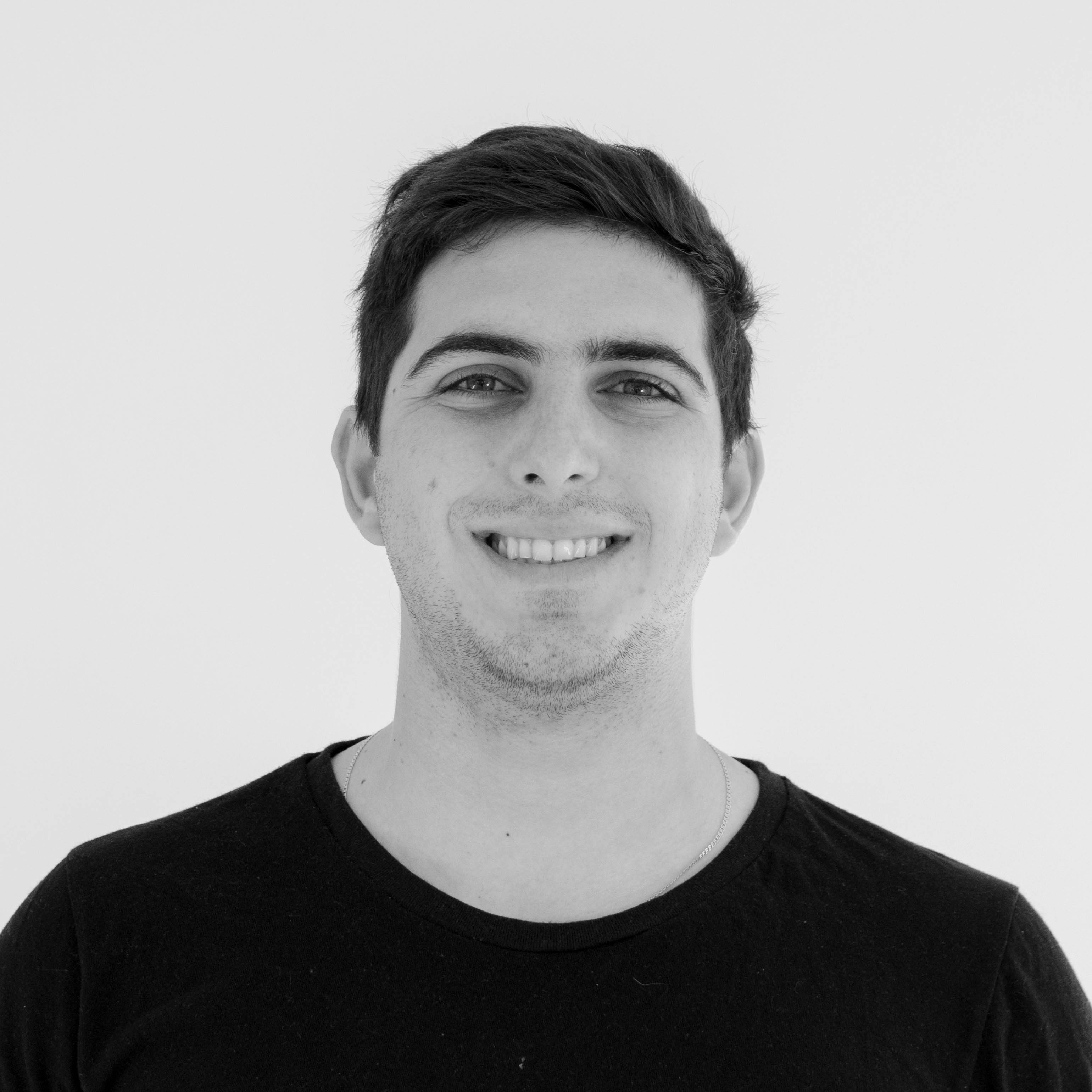 Odoo - Prueba 1 a tres columnas